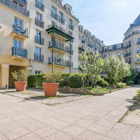 Nice Apartment Garden - 5 min DISNEYLAND Paris - Val d'Europe Center Chessy  Buitenkant foto