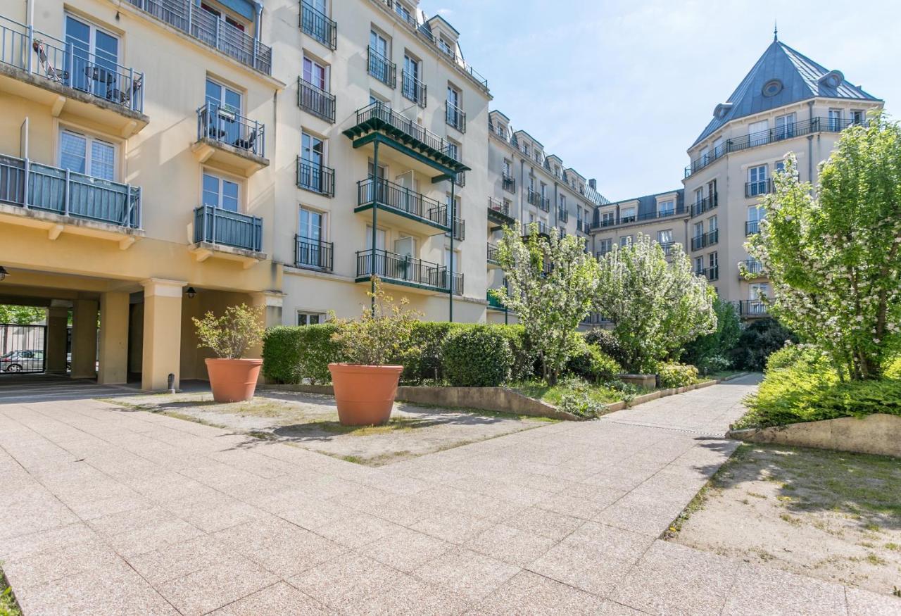 Nice Apartment Garden - 5 min DISNEYLAND Paris - Val d'Europe Center Chessy  Buitenkant foto
